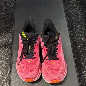 Hoka Women's Pink and Black Clifton 9 Athletic Shoes